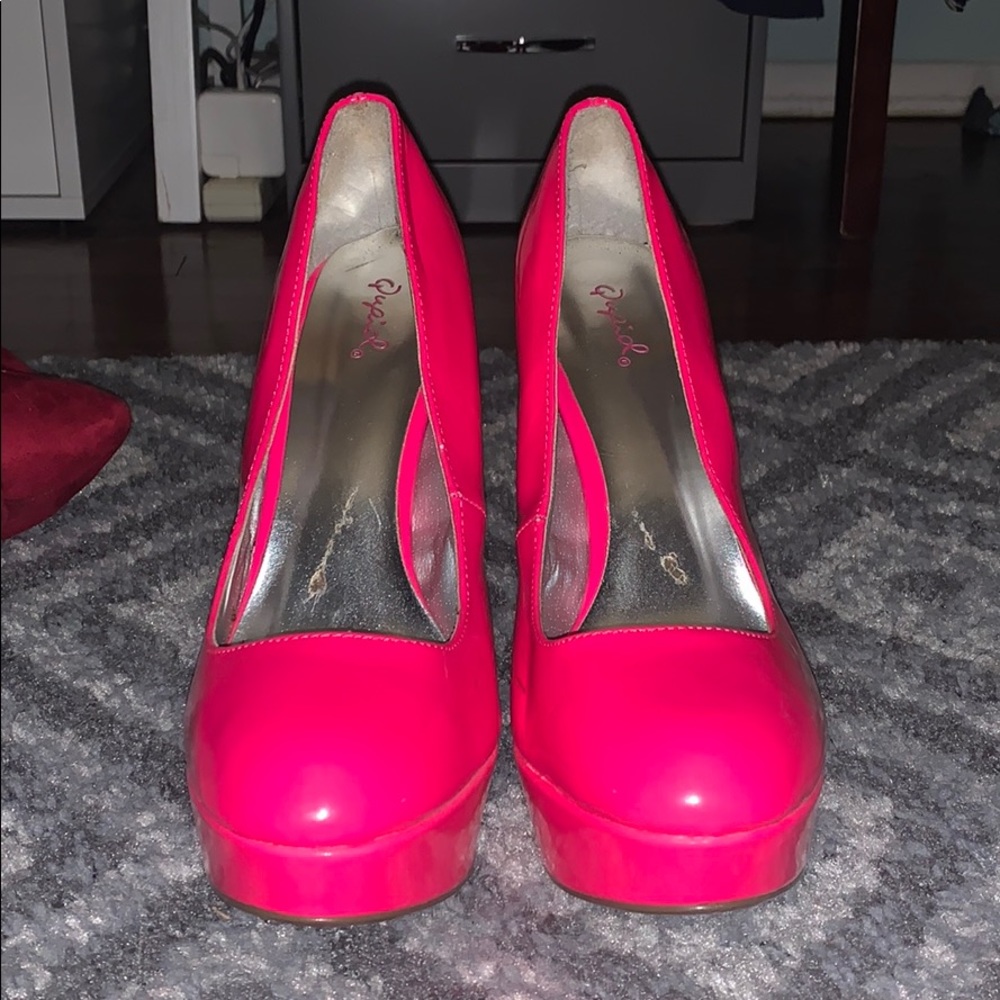 Hot Pink latex pumps